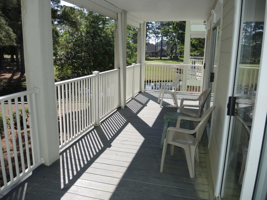 Brunswick Plantation Villa 1005 Minutes from Sunset Beach, North Myrtle Beach, and Myrtle Beach Vacation Rental in Calabash - RedAwning