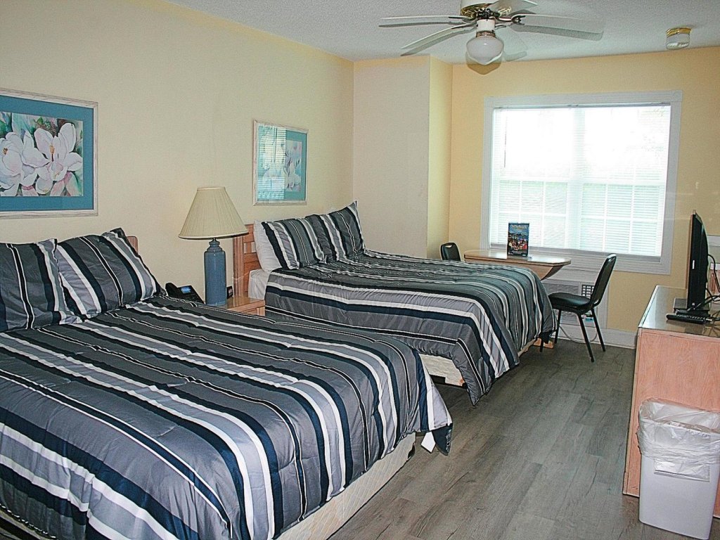 27 Holes of Golf Surrounds the Home 101L with Resort Amenities Vacation Rental in Calabash - RedAwning