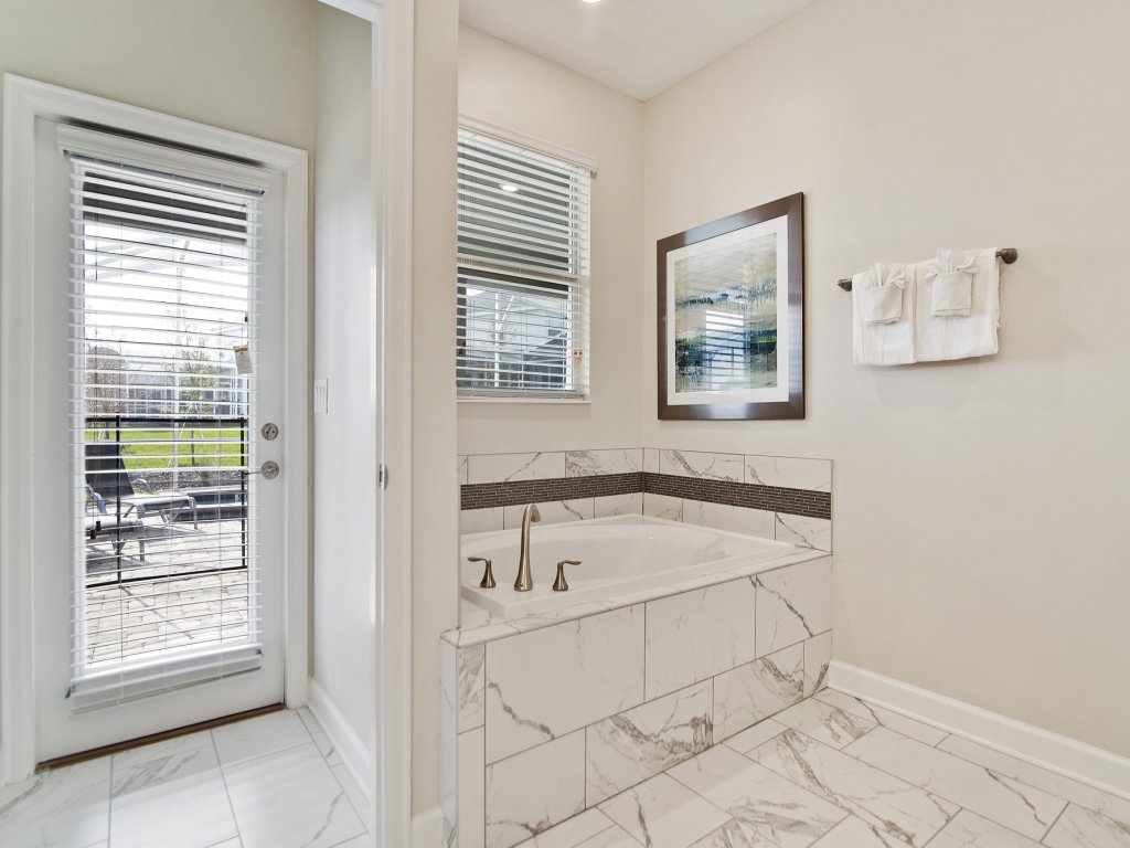 8830ILC - The Retreat at ChampionsGate Vacation Rental in Davenport - RedAwning