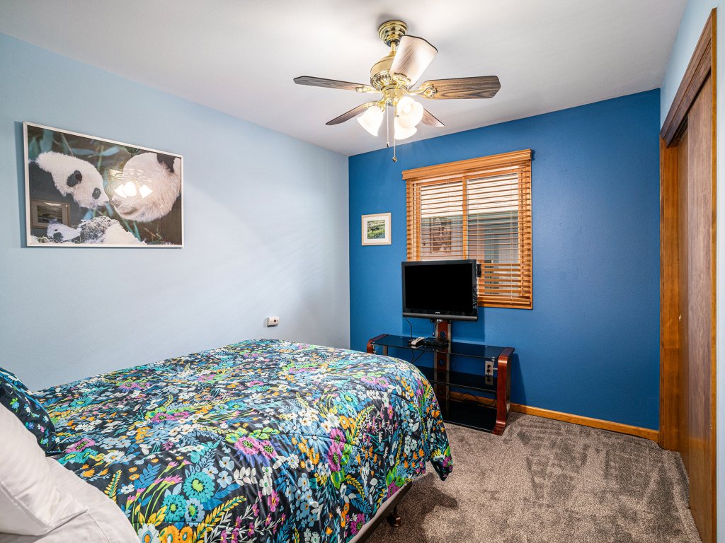 Elk Haven - EV #6079 Vacation Rental in Estes Park - RedAwning