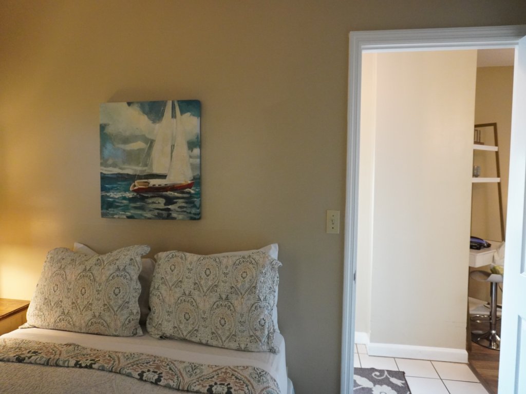 Little Pigeon River 401 2BD Condo with Jacuzzi Tub Vacation Rental in Pigeon Forge - RedAwning