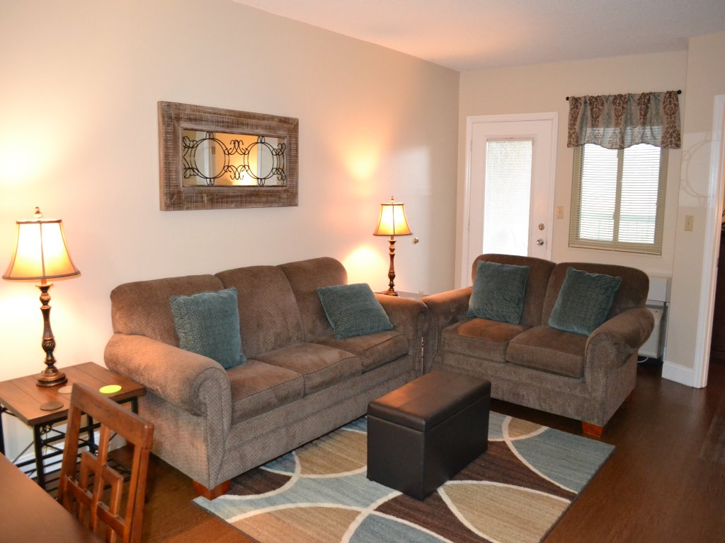 Attractive 504 2BD Condo with Private Balcony and Jacuzzi Tub Vacation Rental in Pigeon Forge - RedAwning