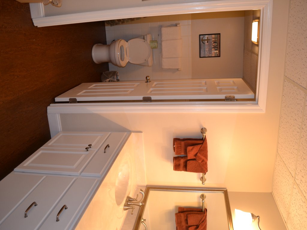 Attractive 504 2BD Condo with Private Balcony and Jacuzzi Tub Vacation Rental in Pigeon Forge - RedAwning