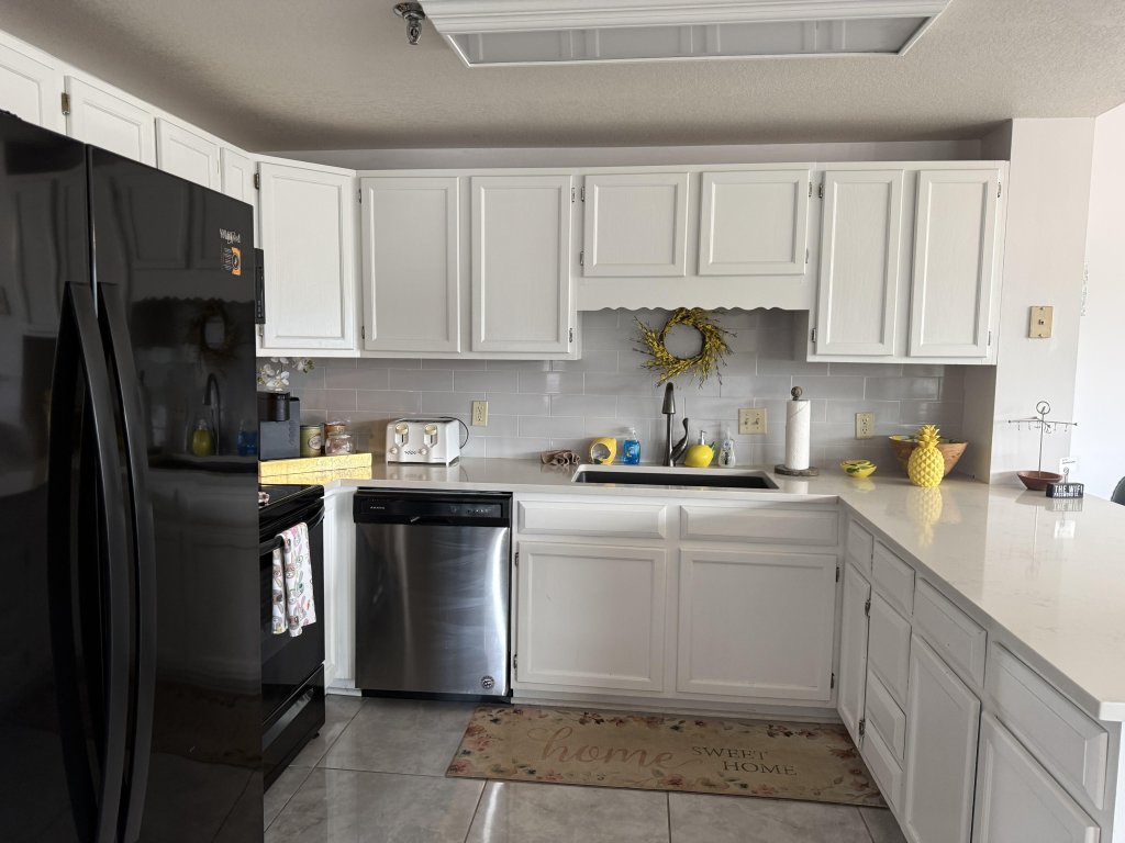 Smoky Mountains 711 3BD Condo with All Round Private Balcony Vacation Rental in Pigeon Forge - RedAwning