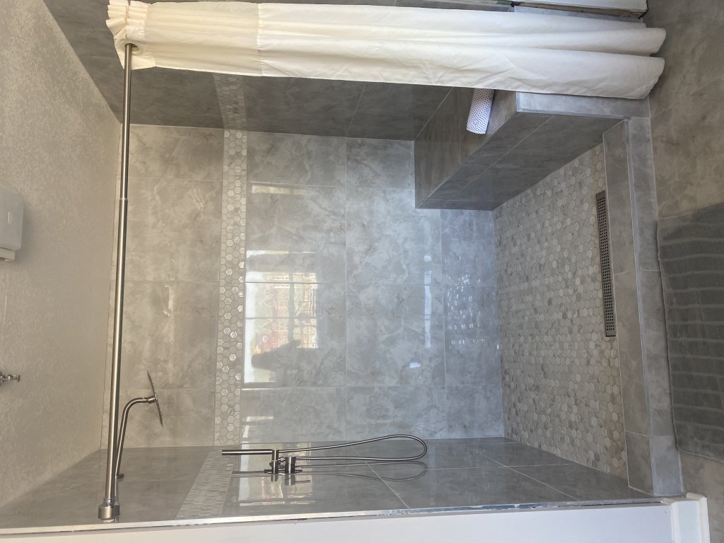 Smoky Mountains 711 3BD Condo with All Round Private Balcony Vacation Rental in Pigeon Forge - RedAwning