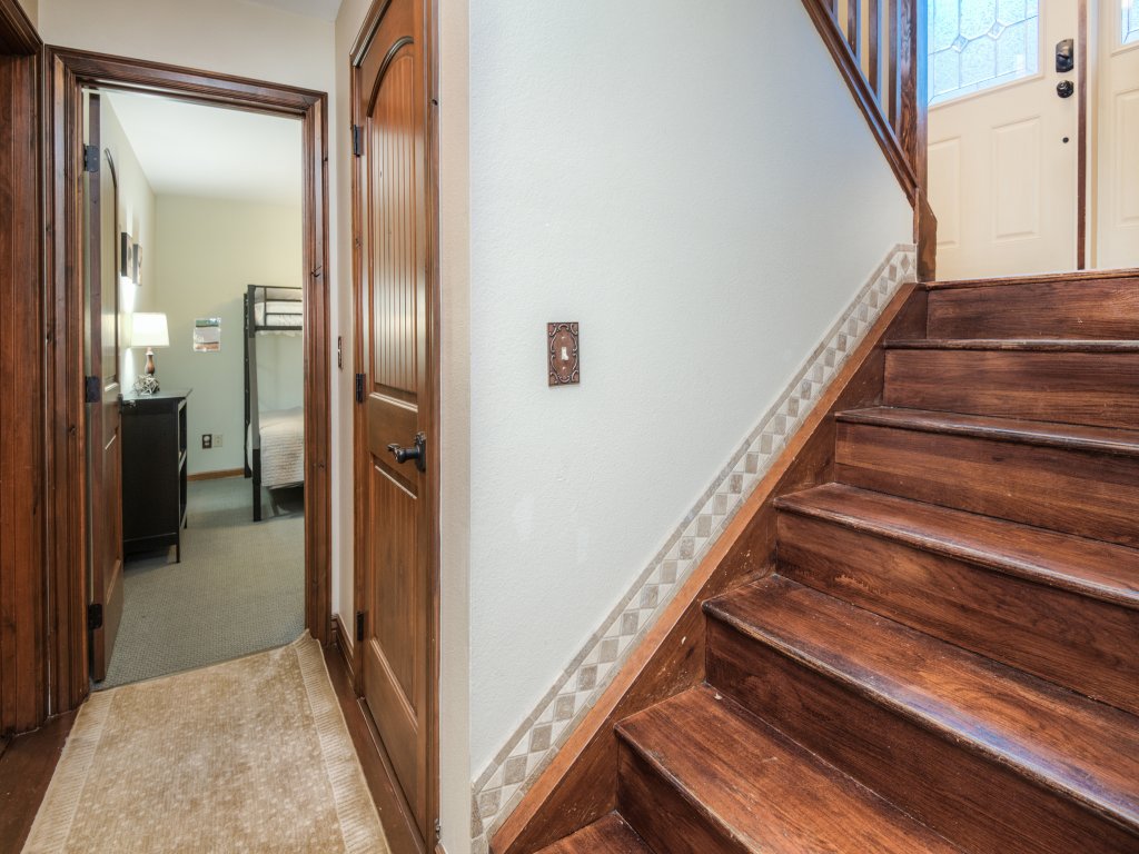 4515 Bighorn Rd. (unit A) Vacation Rental in Vail - RedAwning