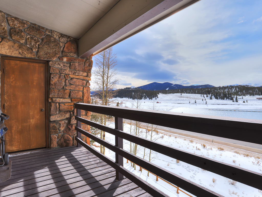 303D Dillon Bay 2BR Condo Vacation Rental in Dillon - RedAwning