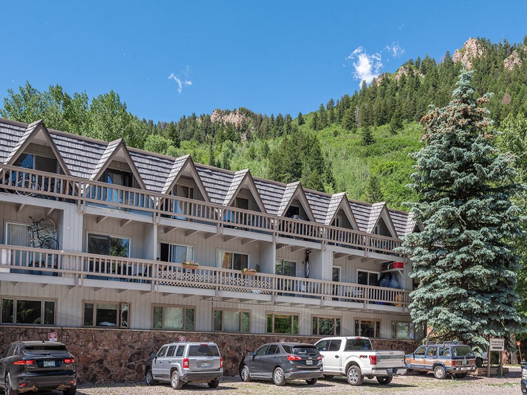 Modern Aspen Condo Private Deck w/ Koch Park Views - 2E Vacation Rental in Aspen - RedAwning