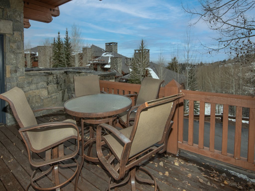 Hummingbird C102 Vacation Rental in Bachelor Gulch - RedAwning