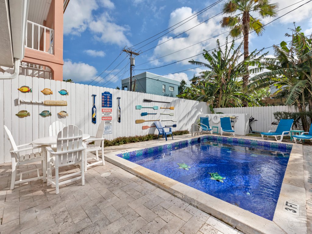 129B E. Hibiscus (Southern Comfort) Vacation Rental in South Padre Island - RedAwning