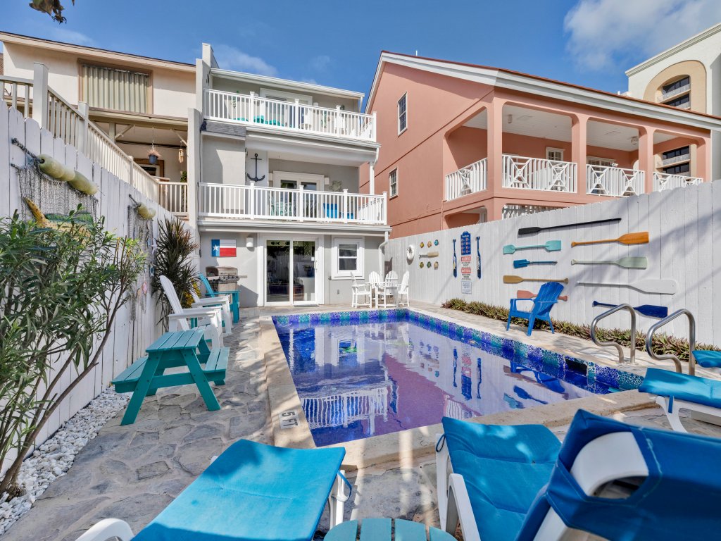 129B E. Hibiscus (Southern Comfort) Vacation Rental in South Padre Island - RedAwning