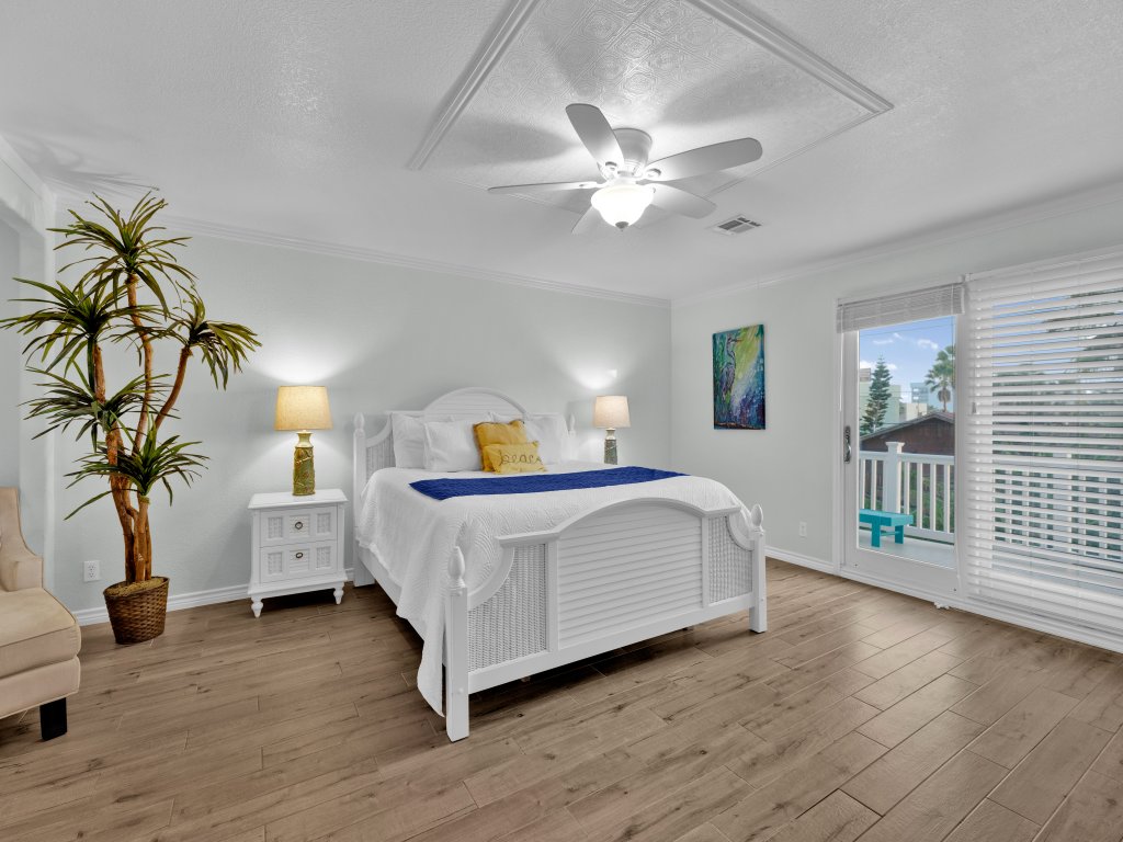 129B E. Hibiscus (Southern Comfort) Vacation Rental in South Padre Island - RedAwning