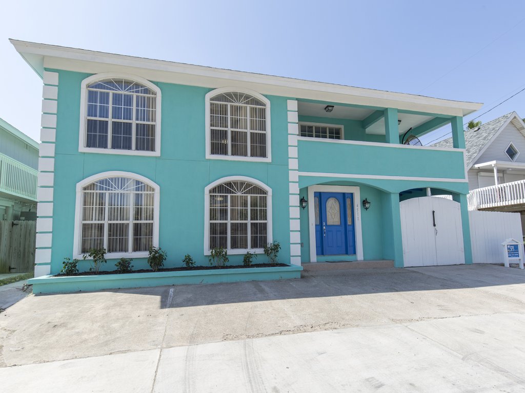 4511 Gulf Blvd Vacation Rental in South Padre Island - RedAwning