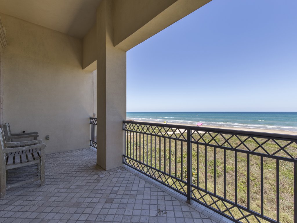 4616 Gulf (South) Vacation Rental in South Padre Island - RedAwning