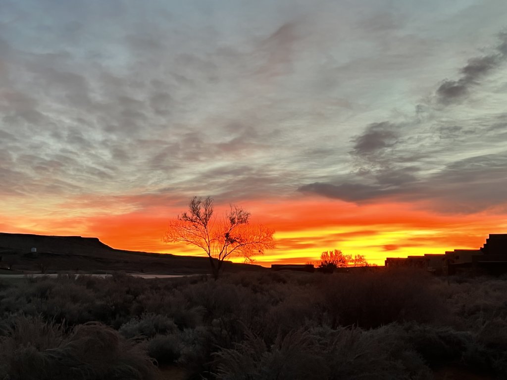 Desert Escape Vacation Rental in St. George - RedAwning