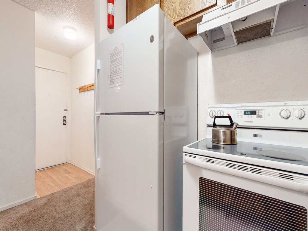 Summit 273 Great Complex Amenities, Walk to Eagle Lodge Vacation Rental in Mammoth Lakes - RedAwning