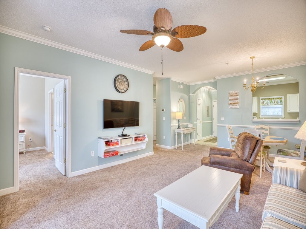 323 Arbor Trace Vacation Rental in North Myrtle Beach - RedAwning