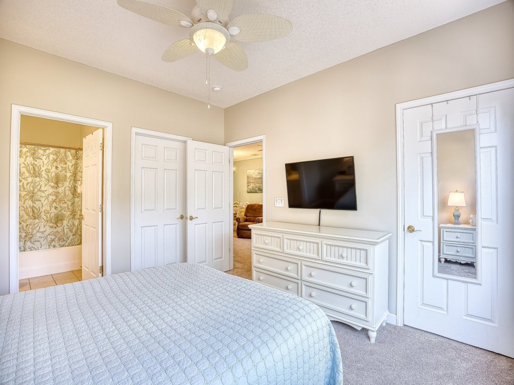 323 Arbor Trace Vacation Rental in North Myrtle Beach - RedAwning