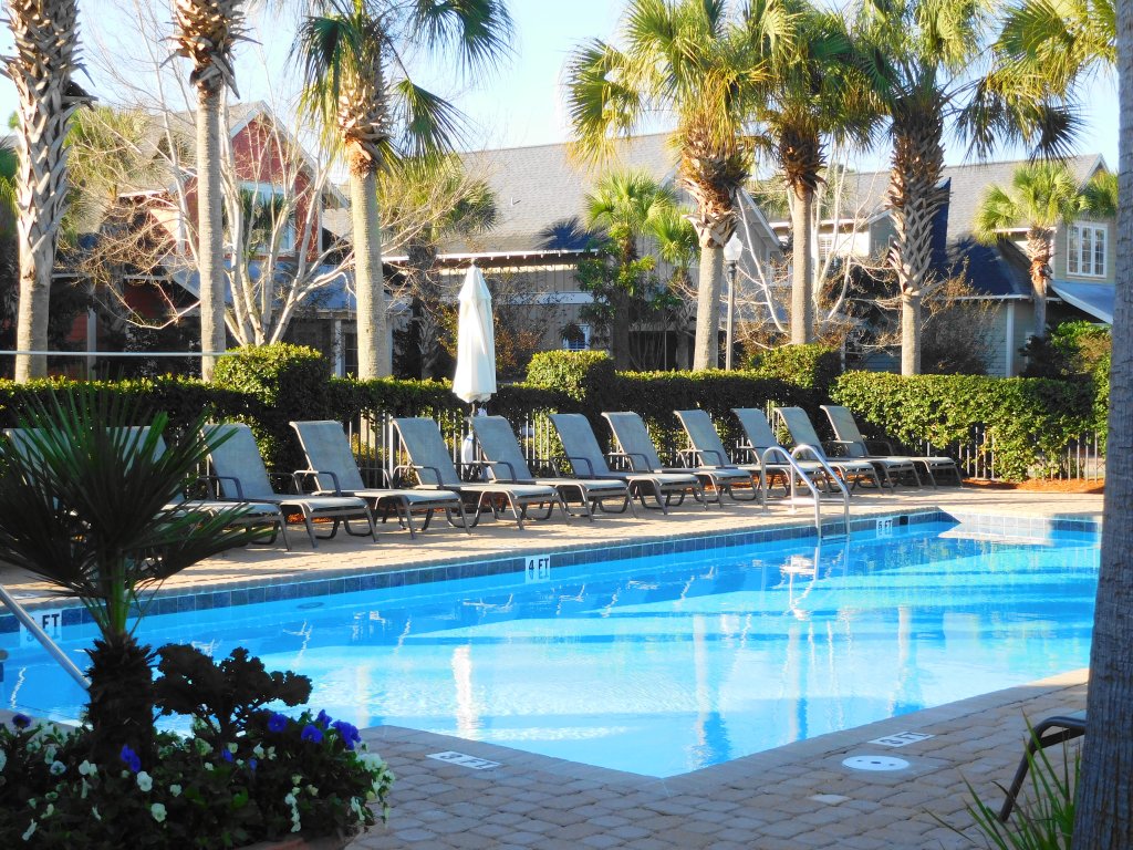 2465 Bungalo Vacation Rental in Miramar Beach - RedAwning