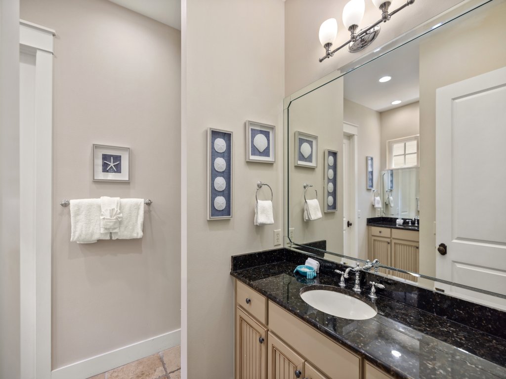 2465 Bungalo Vacation Rental in Miramar Beach - RedAwning