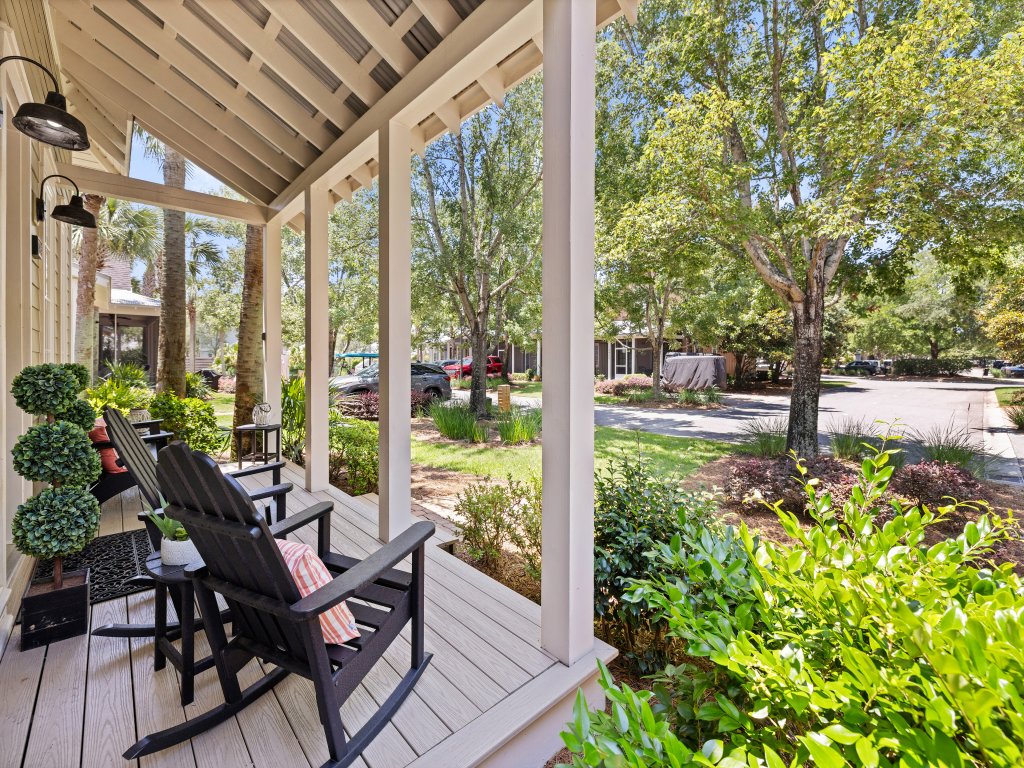 2465 Bungalo Vacation Rental in Miramar Beach - RedAwning