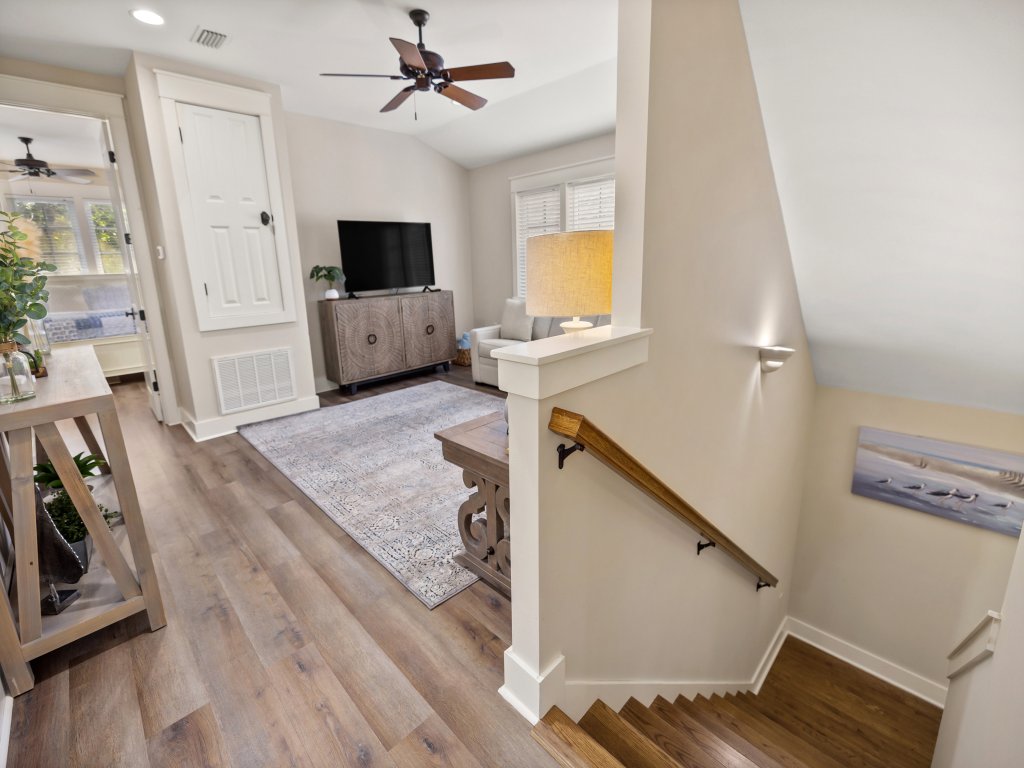 2465 Bungalo Vacation Rental in Miramar Beach - RedAwning