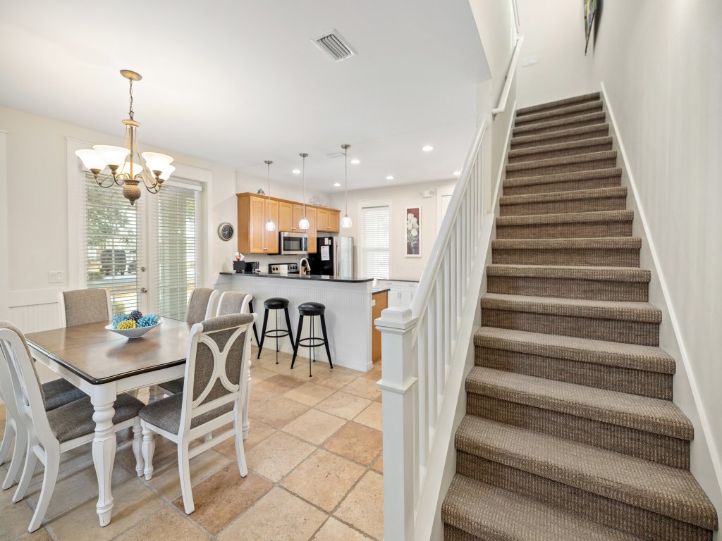 1381 Laurel Grove Vacation Rental in Miramar Beach - RedAwning
