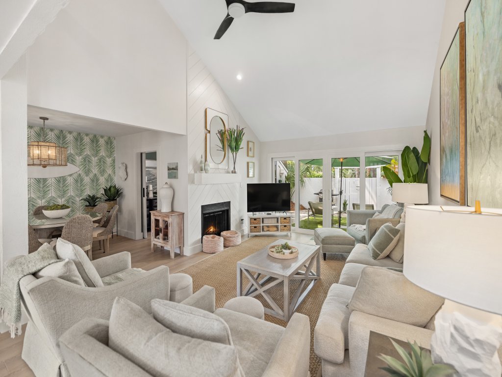 418 Linkside Drive Vacation Rental in Miramar Beach - RedAwning