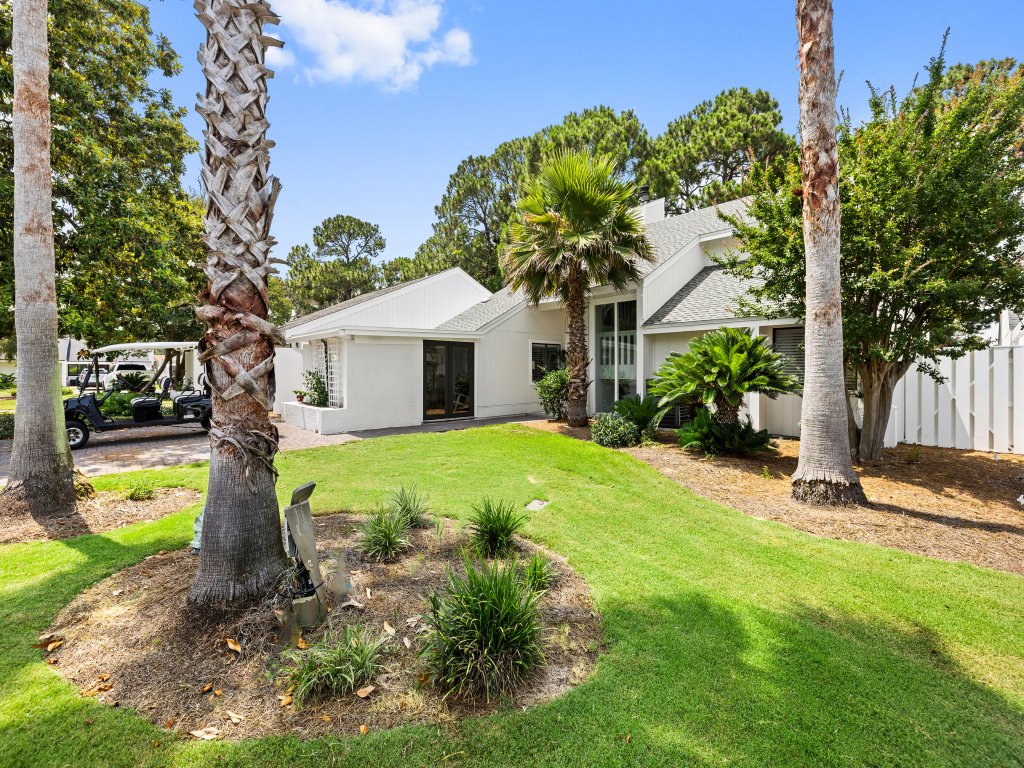 418 Linkside Drive Vacation Rental in Miramar Beach - RedAwning