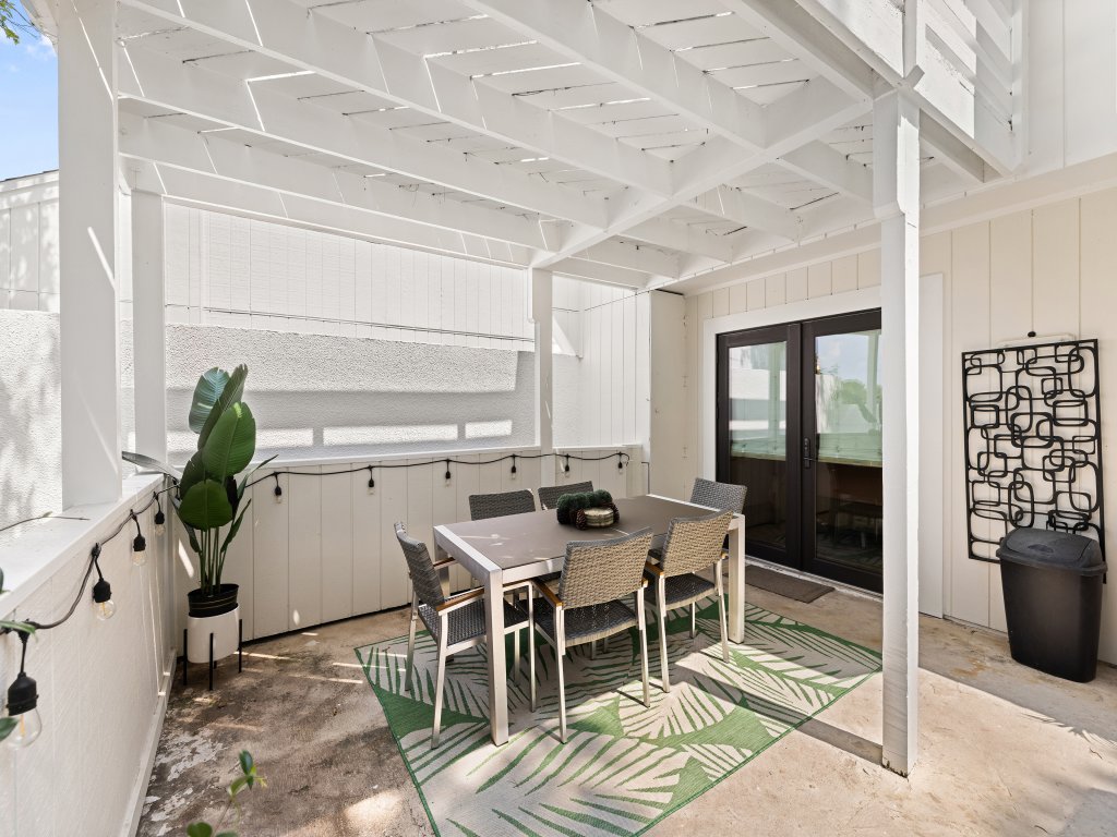 418 Linkside Drive Vacation Rental in Miramar Beach - RedAwning