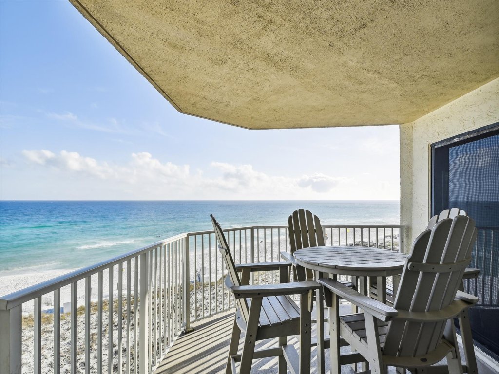 IR 406 is a 2 BR Gulf front with washer/dryer and amazing views Vacation Rental in Destin - RedAwning