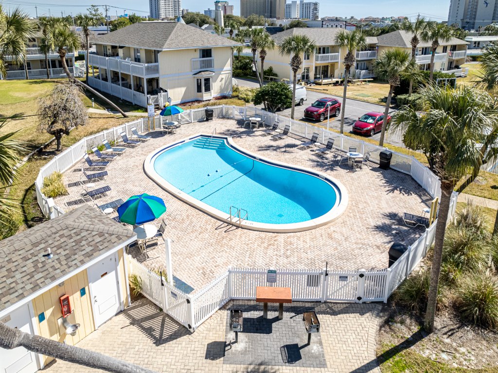 SPC3209 is an upstairs 2 BR with Canal Views Vacation Rental in Destin - RedAwning
