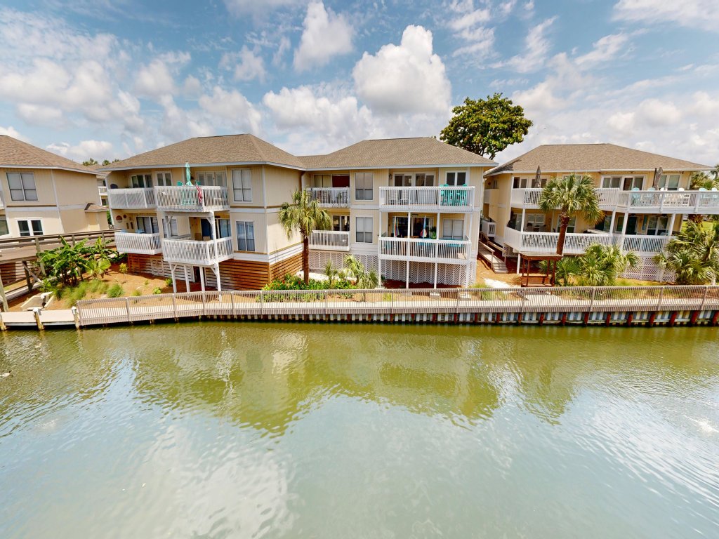 SPC3209 is an upstairs 2 BR with Canal Views Vacation Rental in Destin - RedAwning