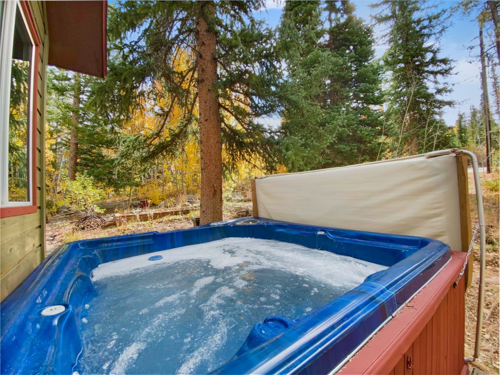 High Point Chateau Vacation Rental in Breckenridge - RedAwning