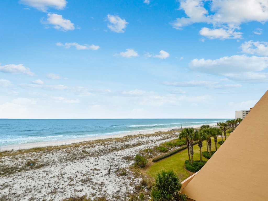 Destin on the Gulf 407 Sleeps 8. Fantastic Gulf View Vacation Rental in Destin - RedAwning