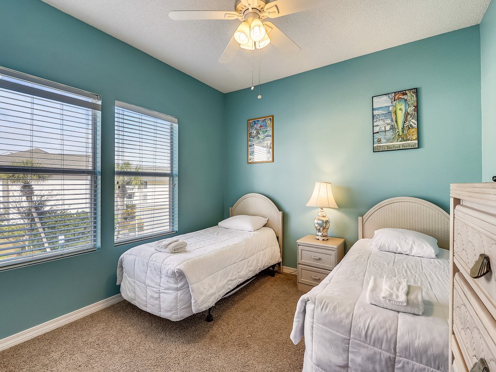 SPC 9203 - Beautiful Upstairs 2 BR w/partial Gulf views and short walk to beach Vacation Rental in Destin - RedAwning