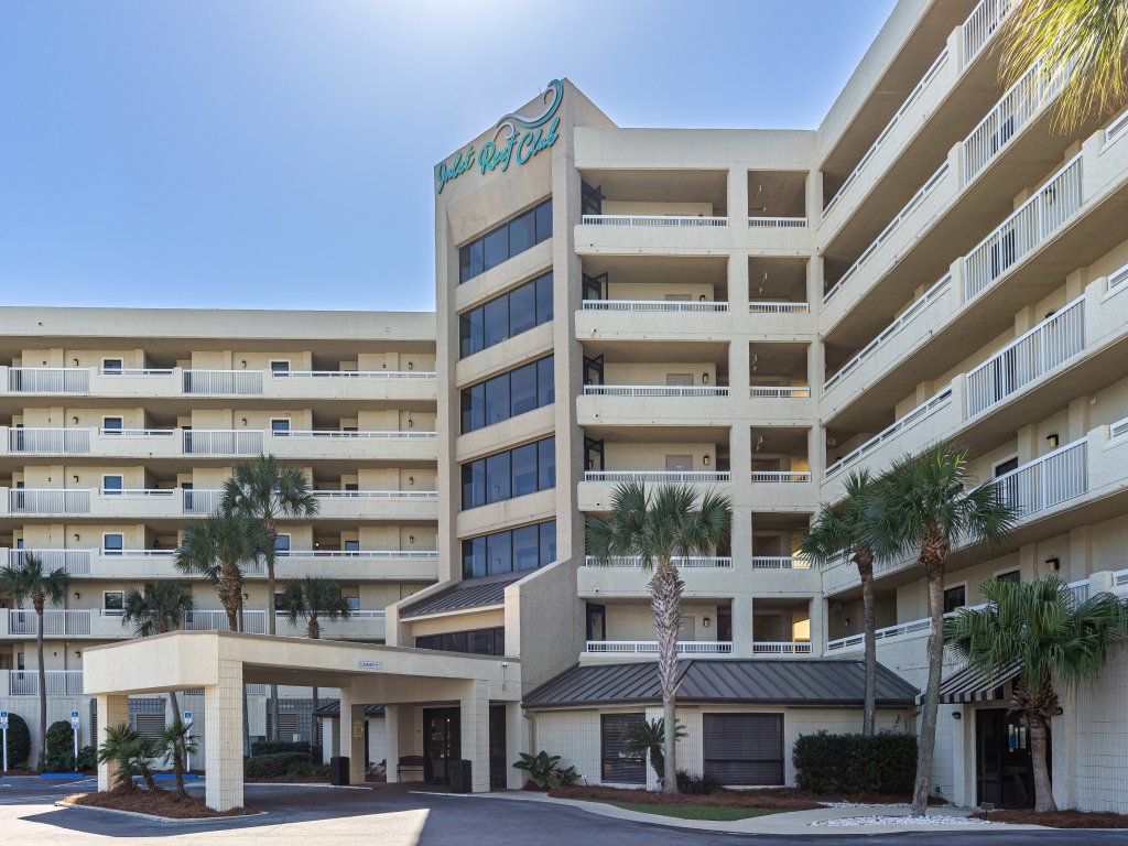 IR 502 is a gulf front 2 BR with washer dryer Sleeps 6 Vacation Rental in Destin - RedAwning