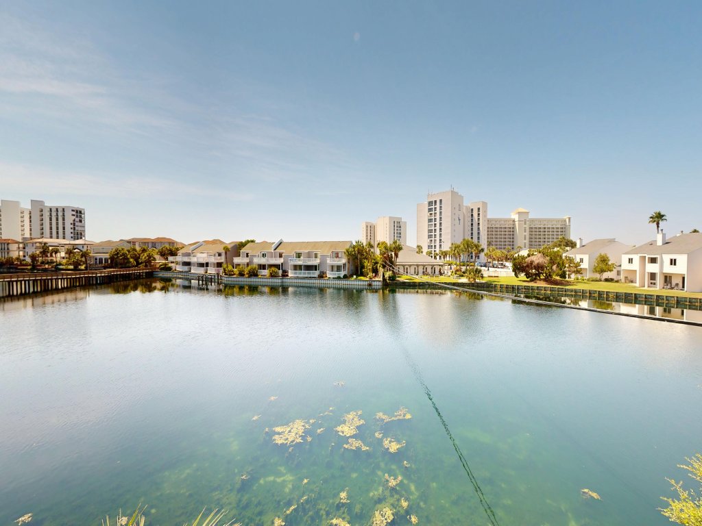 Southbay 43 -  2 BR Townhome Vacation Rental in Destin - RedAwning