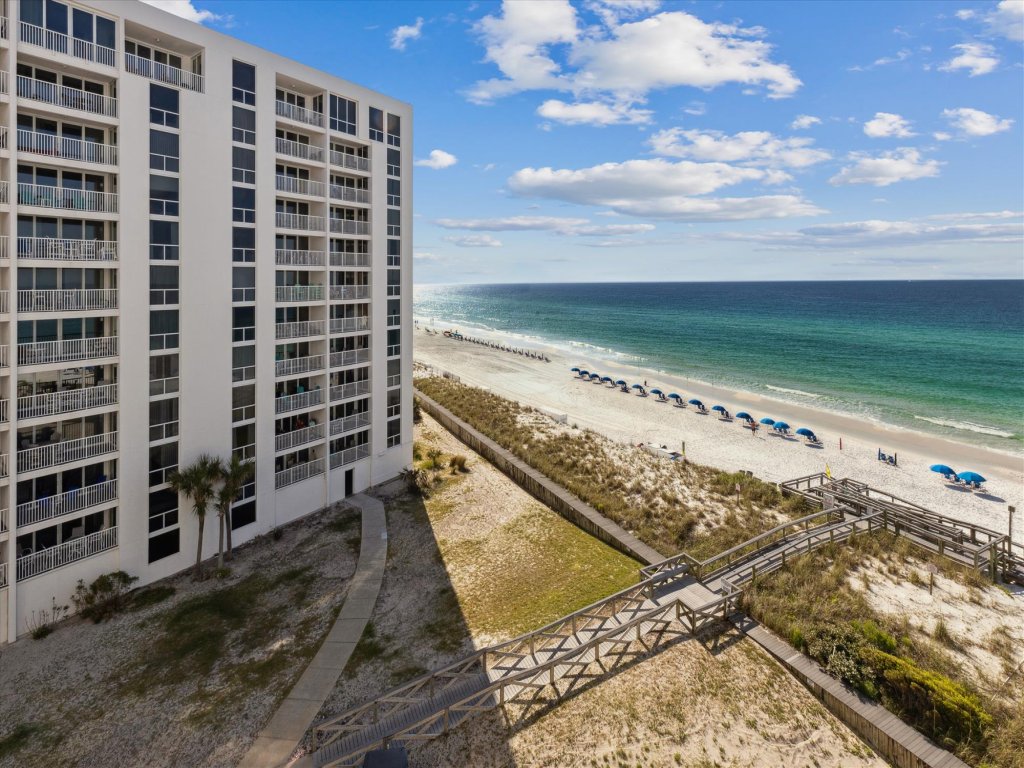Shoreline Towers 2074- 2 BR with Great Gulf Views on the beach - Sleeps 6 Vacation Rental in Destin - RedAwning