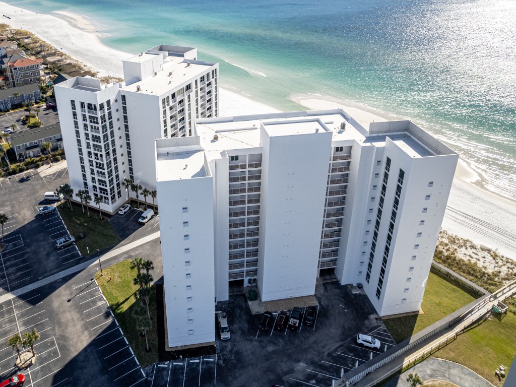 Shoreline Towers 2074- 2 BR with Great Gulf Views on the beach - Sleeps 6 Vacation Rental in Destin - RedAwning