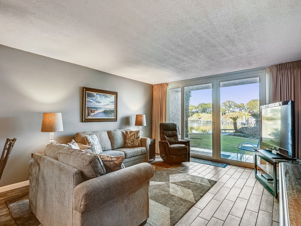 Dolphin Point 103B - Harbor View 2 BR on ground floor - Great Rates Vacation Rental in Destin - RedAwning
