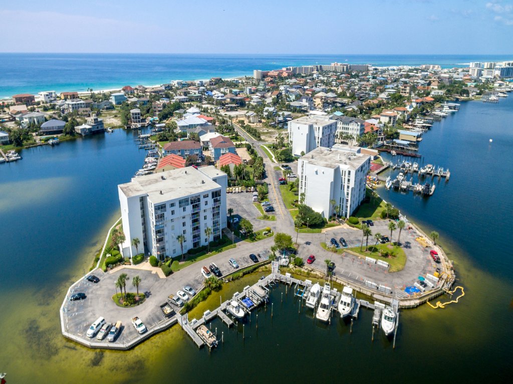 Dolphin Point 103B - Harbor View 2 BR on ground floor - Great Rates Vacation Rental in Destin - RedAwning
