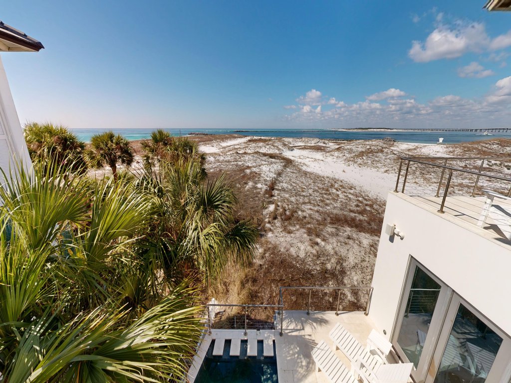 Seabreeze - Stunning Modern 5 BR Home with pool - amazing Gulf views Vacation Rental in Destin - RedAwning