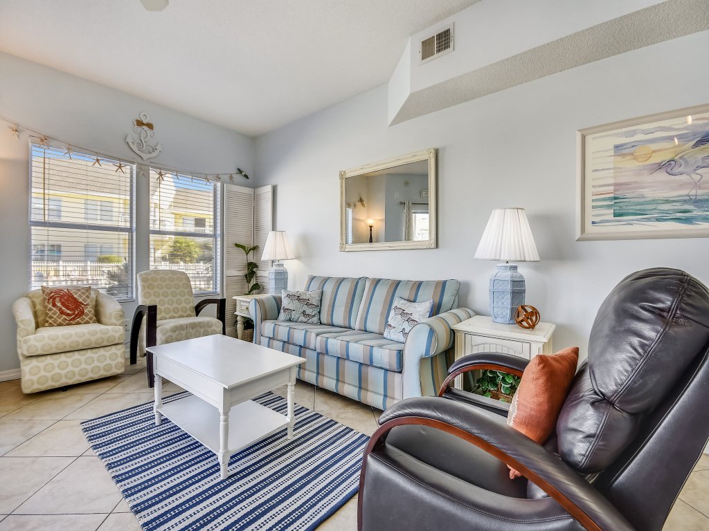 SPC9133 - 1 BR sleeps 6 - Ground floor unit - close to pool area Vacation Rental in Destin - RedAwning