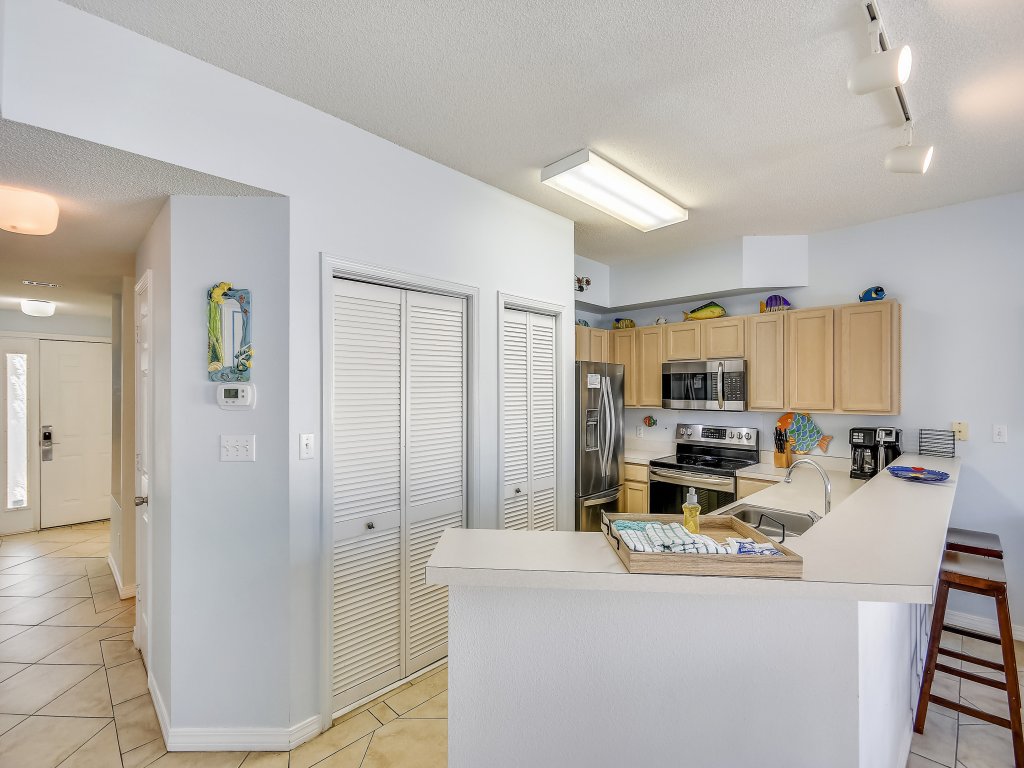 SPC9133 - 1 BR sleeps 6 - Ground floor unit - close to pool area Vacation Rental in Destin - RedAwning