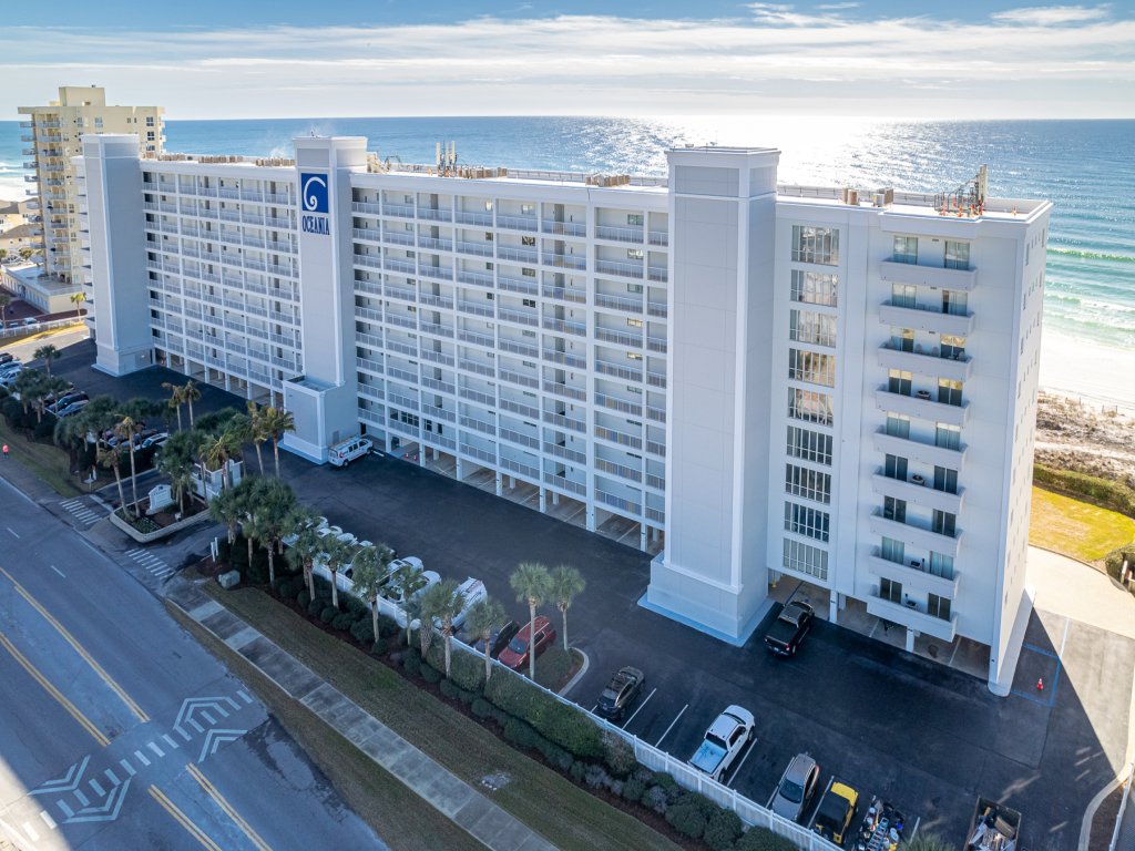 Oceania 705 - Beautiful 3 BR facing the gulf with spacious 40ft balcony Vacation Rental in Destin - RedAwning