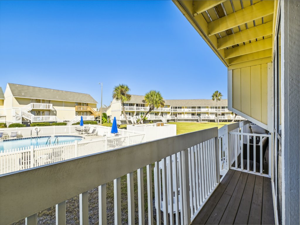 SPC 8113 - Pet friendly studio - Sleeps 4 Vacation Rental in Destin - RedAwning