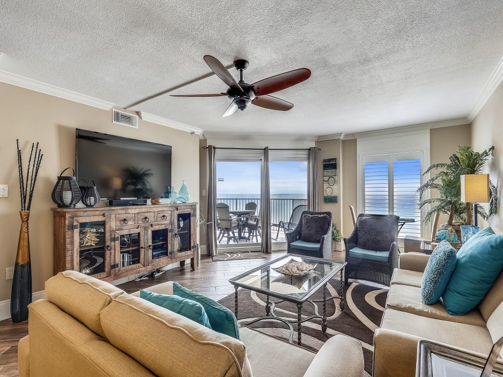 IR 303 is a fully Renovated 2 BR Gulf Front with amazing views - Washer/Dryer Vacation Rental in Destin - RedAwning