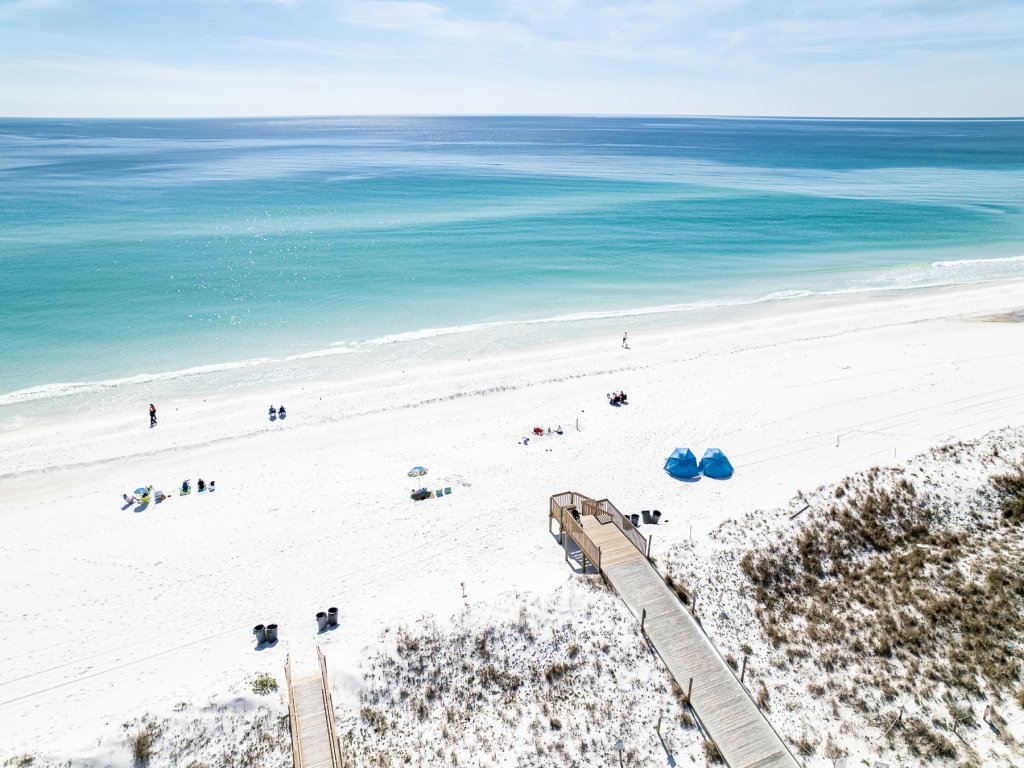 SPC 2119 - Beautiful 2nd Floor 1 BR - sleeps 4 Vacation Rental in Destin - RedAwning