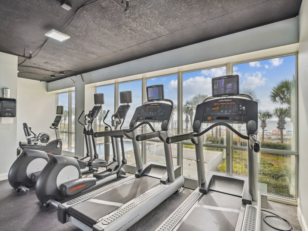 Stunning Luxury in this Gulf front 3 BR 3 Ba and amazing views Vacation Rental in Destin - RedAwning